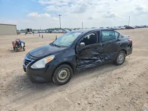 Nissan Versa 1.6L 4 2015
