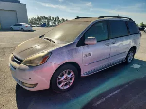 Toyota Sienna 3.3L 6 2004