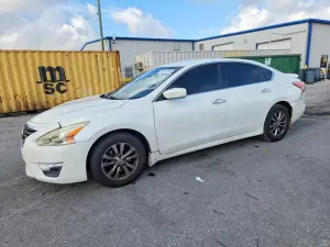 Nissan Altima 2.5L 4 2015