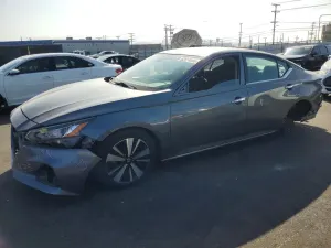 Nissan Altima 2.5L 4 2021