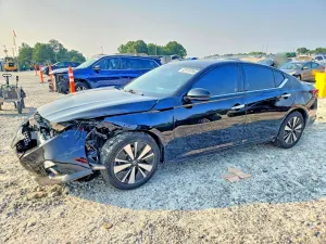 Nissan Altima 2.5L 4 2020