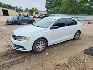 Volkswagen Jetta 2L 4 2015
