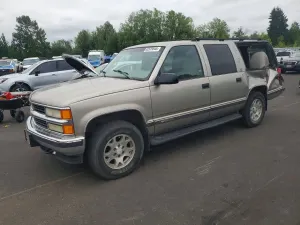 Chevrolet Suburban 5.7L 8 1999