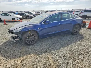 Tesla Model 3 2018