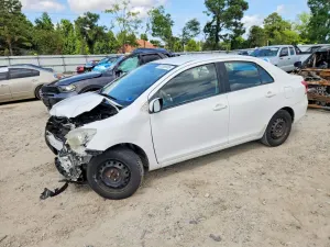 Toyota Yaris 1.5L 4 2010