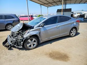 Hyundai Elantra 1.8L 4 2013