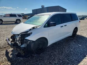 Toyota Sienna 3.5L 6 2017