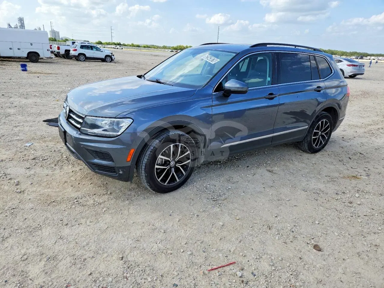 Volkswagen Tiguan 2.0L 4 2021