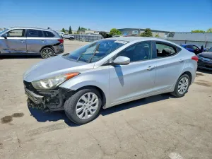 Hyundai Elantra 1.8L 4 2012