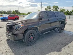 Toyota Tundra 5.7L 8 2019