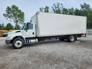 International DuraStar / 4000 6.7L 6 2018
