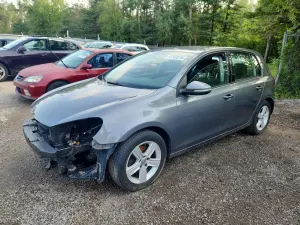 Volkswagen Golf 2.5L 5 2011