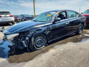Nissan Altima 2.5L 4 2020