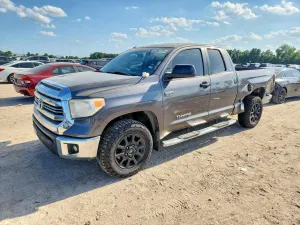 Toyota Tundra 5.7L 8 2017