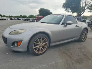 Mazda MX-5 (Miata) 2.0L 4 2012