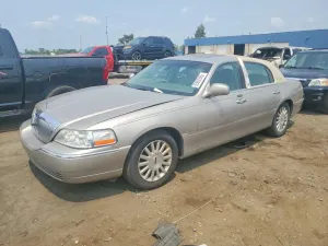 Lincoln Town Car 4.6L 8 2003