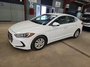 Hyundai Elantra 2.0L 4 2017