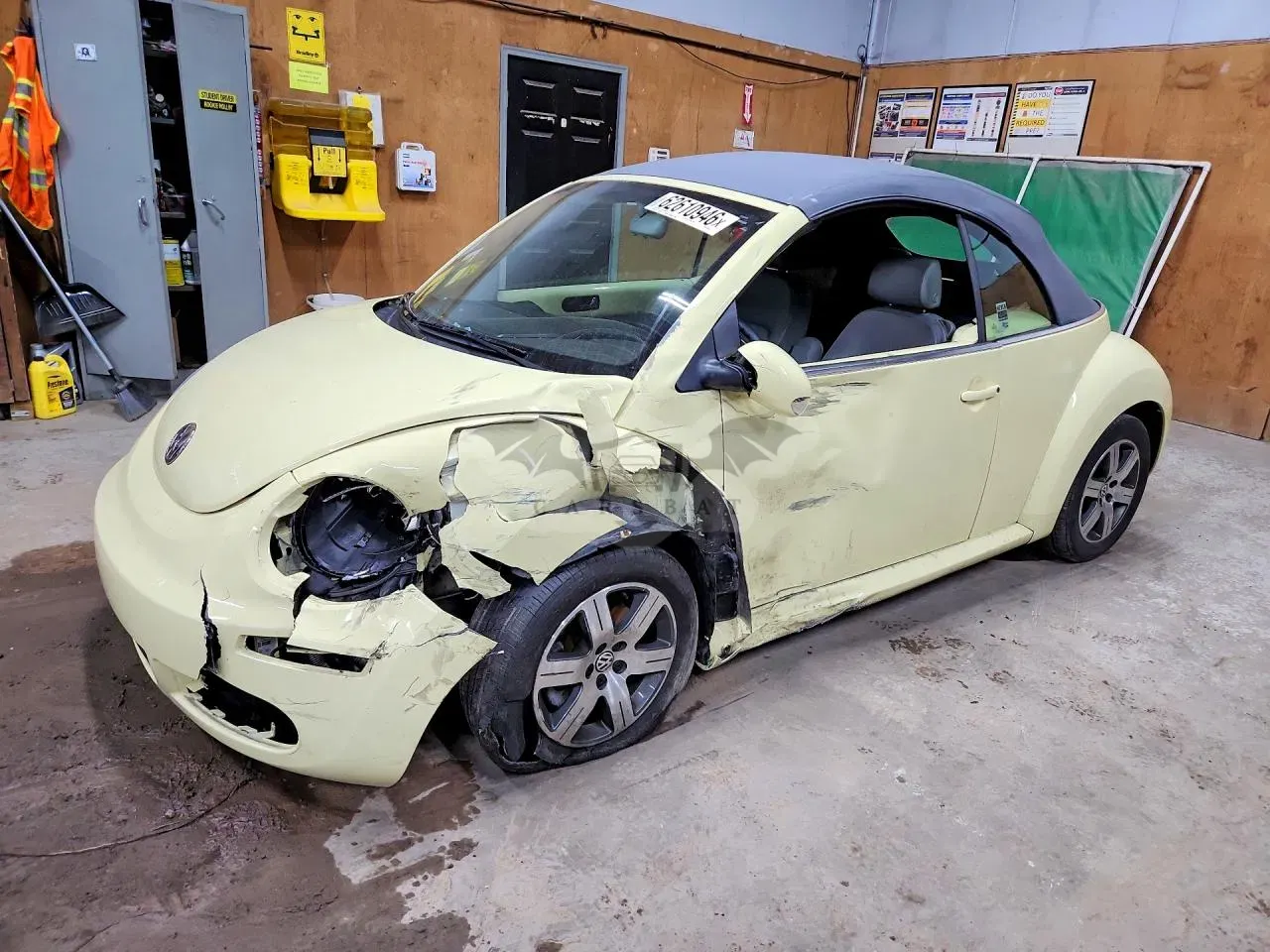 Volkswagen Beetle 2.5L 5 2006