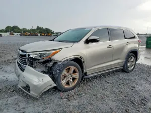 Toyota Highlander 3.5L 6 2015