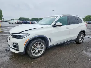 BMW X5 3.0L 6 2021