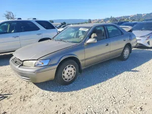Toyota Camry 2.2L 4 1997
