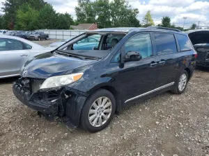 Toyota Sienna 3.5L 6 2016