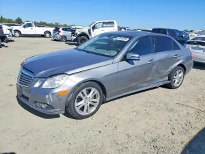 Mercedes-Benz E 3.5L 6 2010