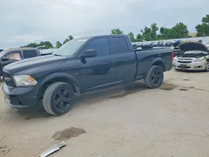 RAM 1500 5.7L 8 2015