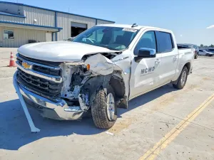 Chevrolet Silverado 1500 5.3L 8 2023