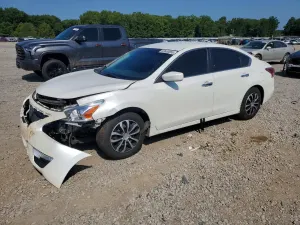 Nissan Altima 2.5L 4 2015