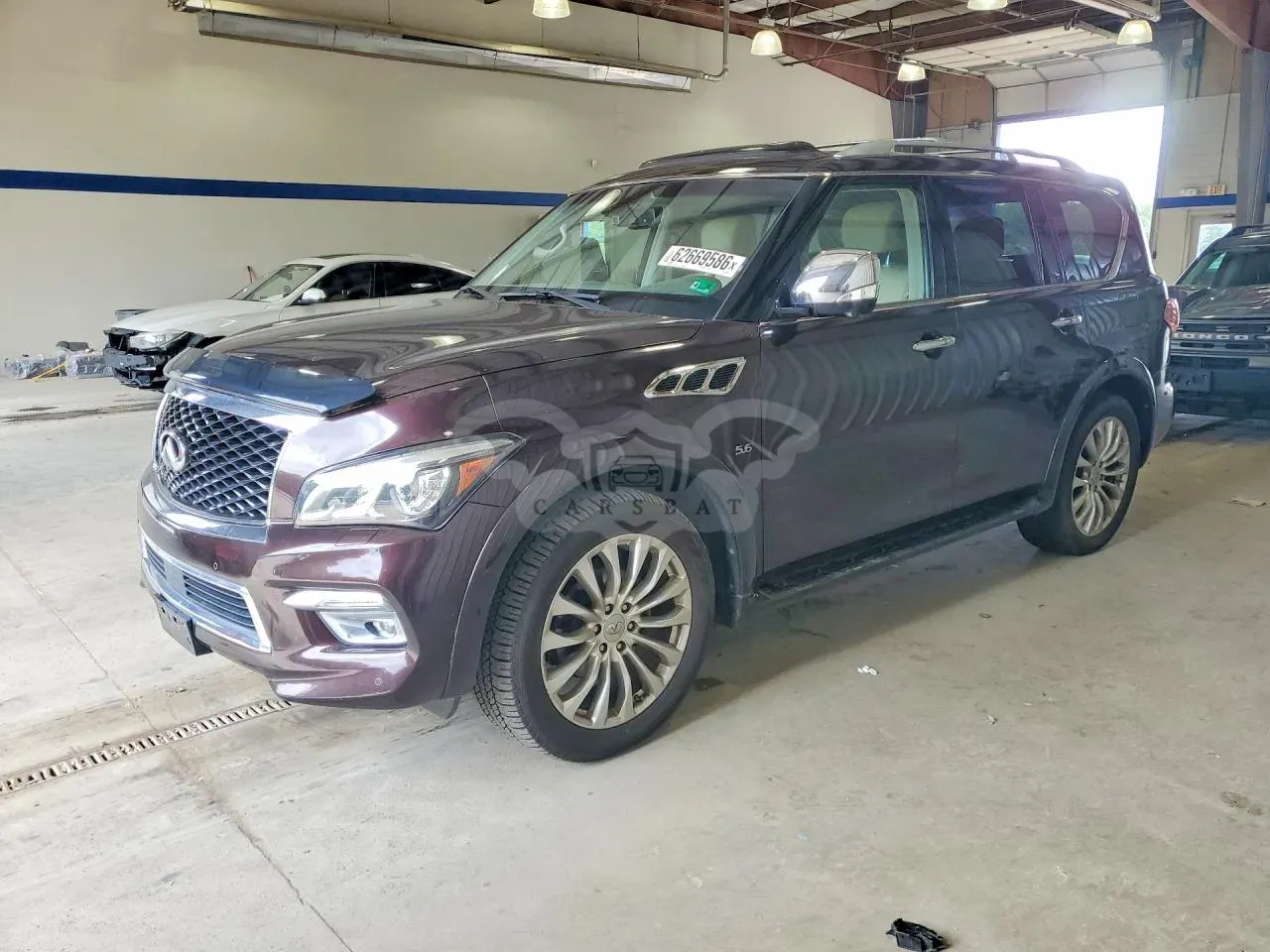 Infiniti QX80 5.6L 8 2015