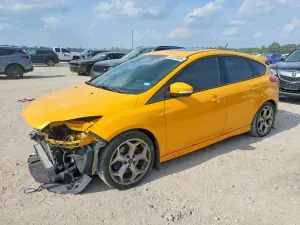 Ford Focus 2.0L 4 2013