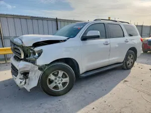 Toyota Sequoia 5.7L 8 2016