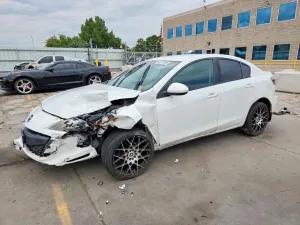 Mazda 3 2.0L 4 2013