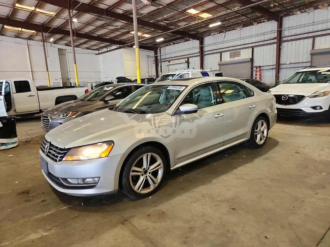 Volkswagen Passat 2.0L 4 2013