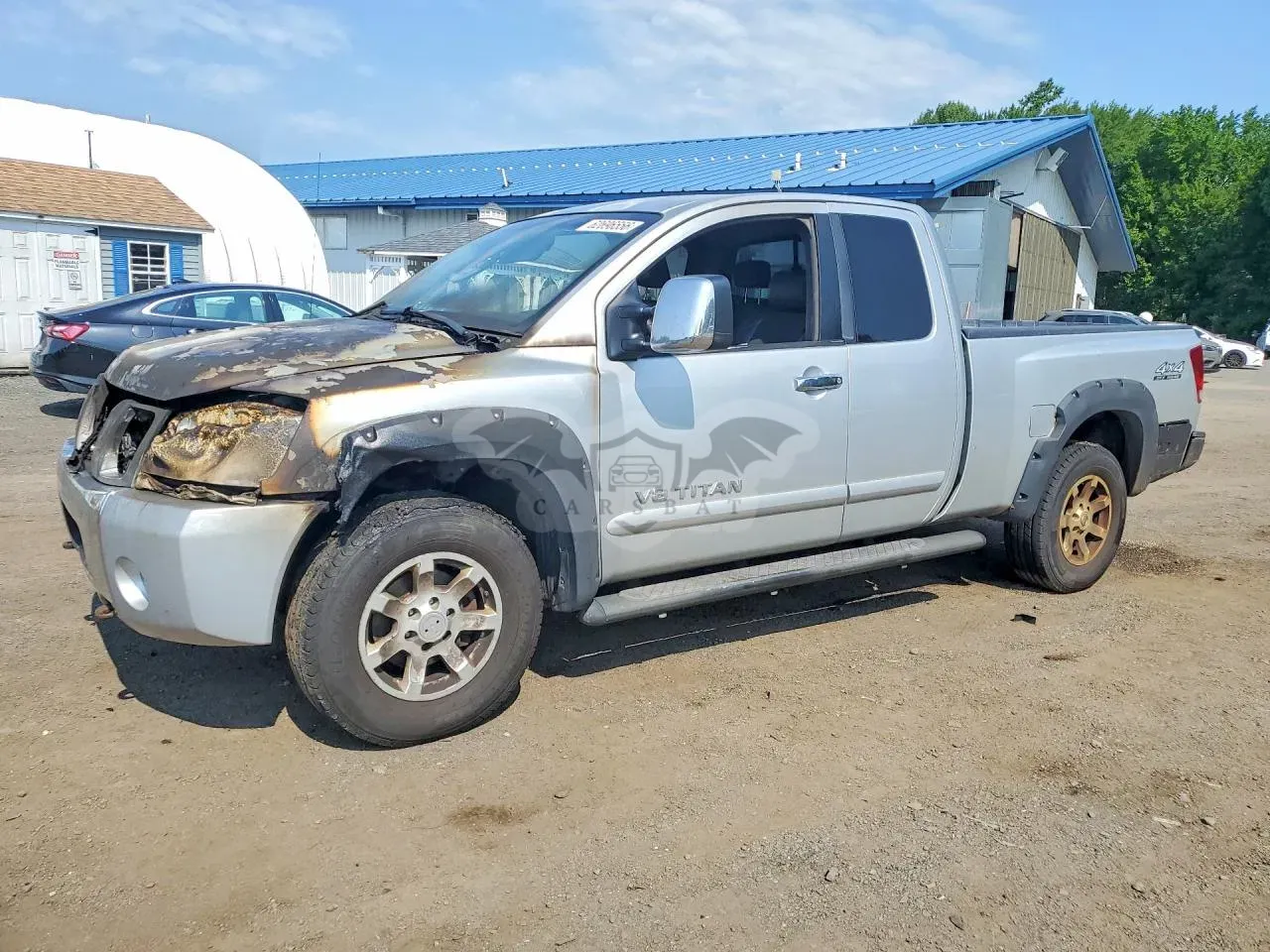Nissan Titan 5.6L 8 2005