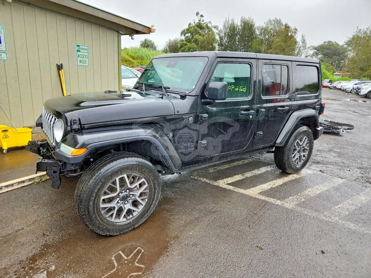 Jeep Wrangler 2.0L 4 2025