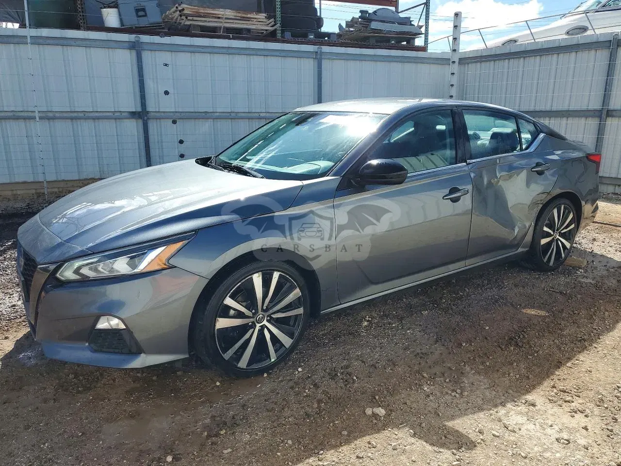 Nissan Altima 2.5L 4 2021