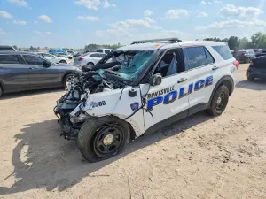 Ford Explorer 3.3L 6 2023