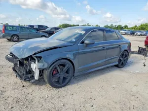 Audi A3 2.0L 4 2017