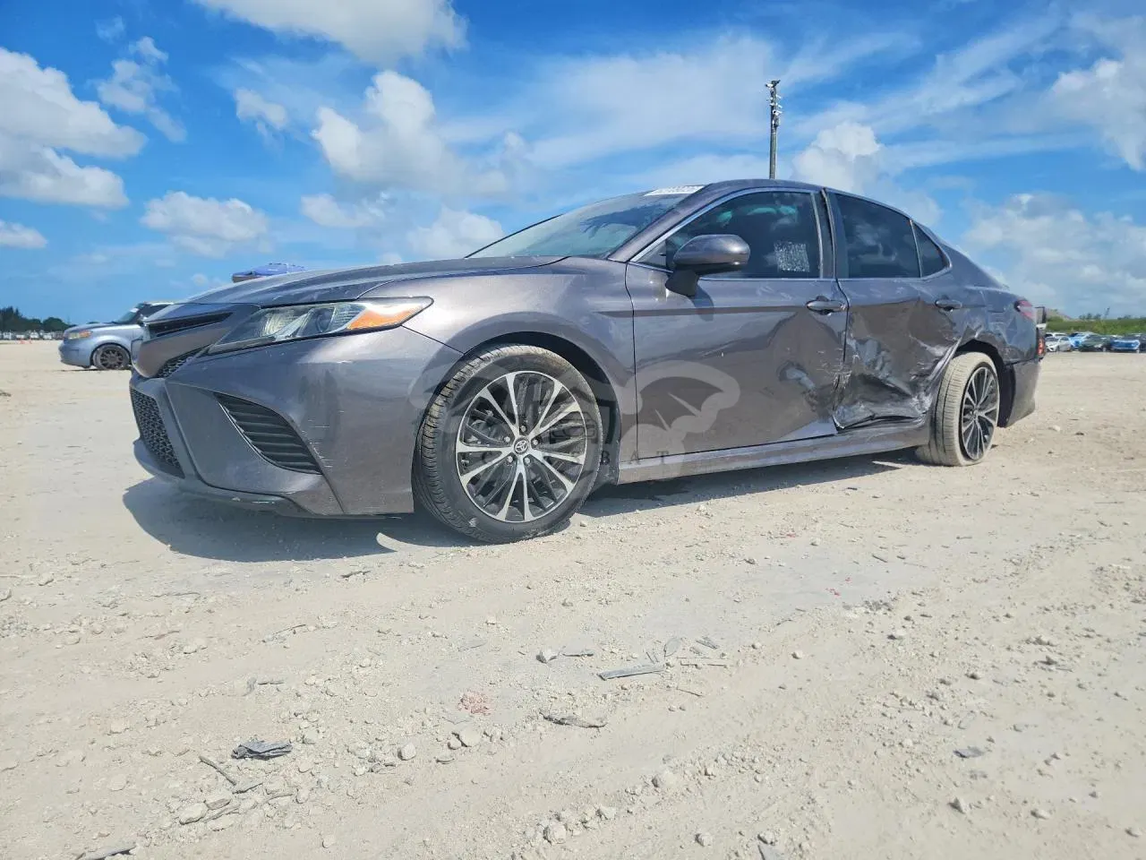 Toyota Camry 2.5L 4 2019