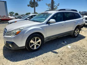 Subaru Outback 2.5L 4 2013