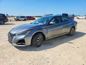 Nissan Altima 2.5L 4 2023