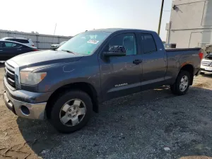 Toyota Tundra 4.6L 8 2012