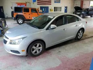 Chevrolet Cruze LT 1.4L 4 2013