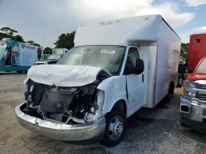 Chevrolet Express 6.6L 8 2022