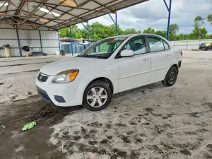Kia Rio 1.6L 4 2010