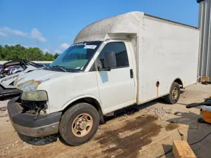Chevrolet Express 6.0L 8 2003