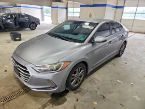 Hyundai Elantra 2.0L 4 2017