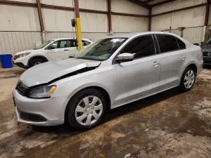 Volkswagen Jetta 1.8L 4 2014